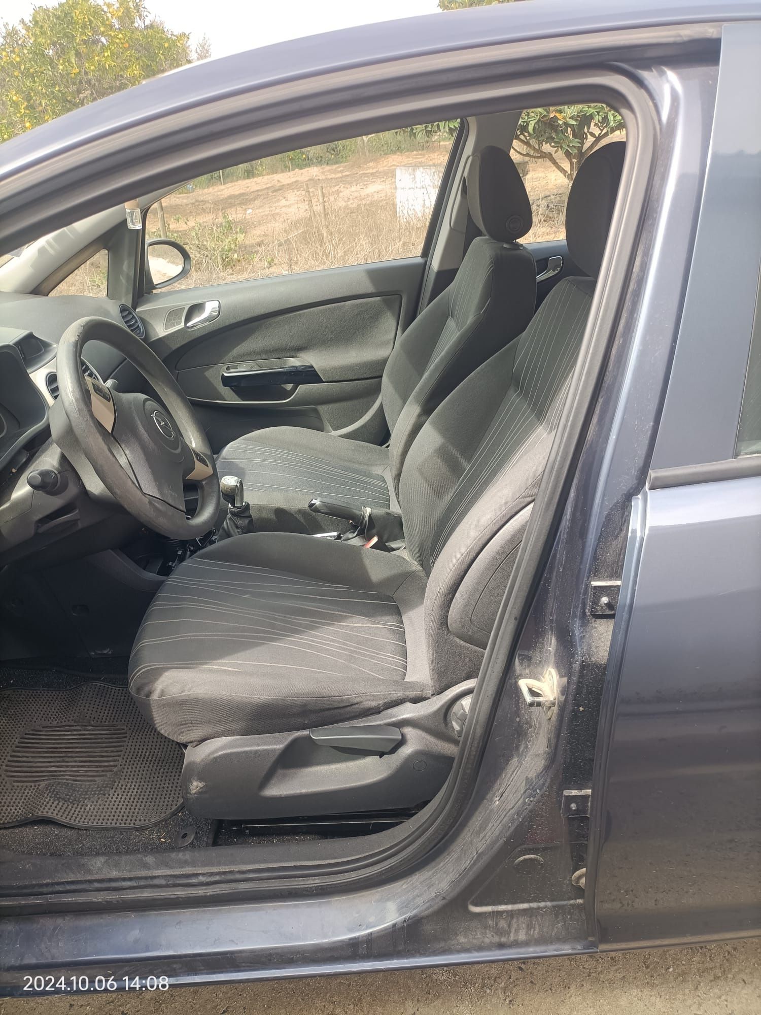 Carro opel corsa