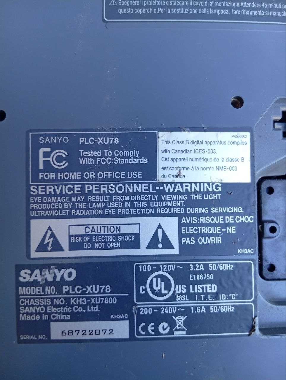 Sanyo PLC-XU78 Б\у