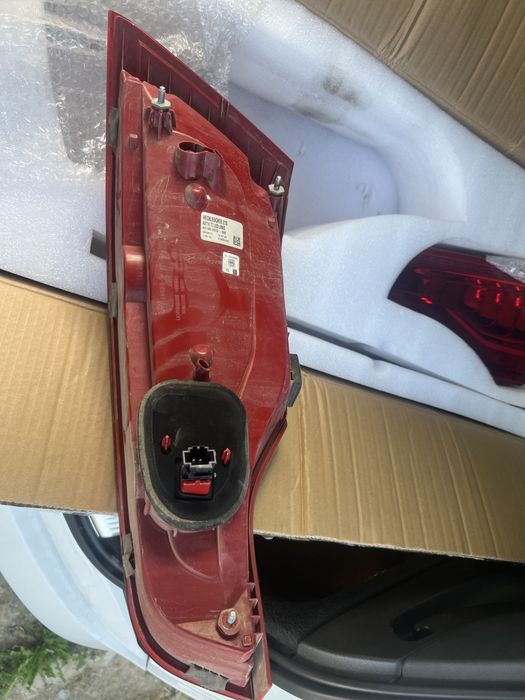 Ліхтар, фара, стоп  ЛІВИЙ Audi Q7 4L (10-15р) Led оптика АМЕРИКА