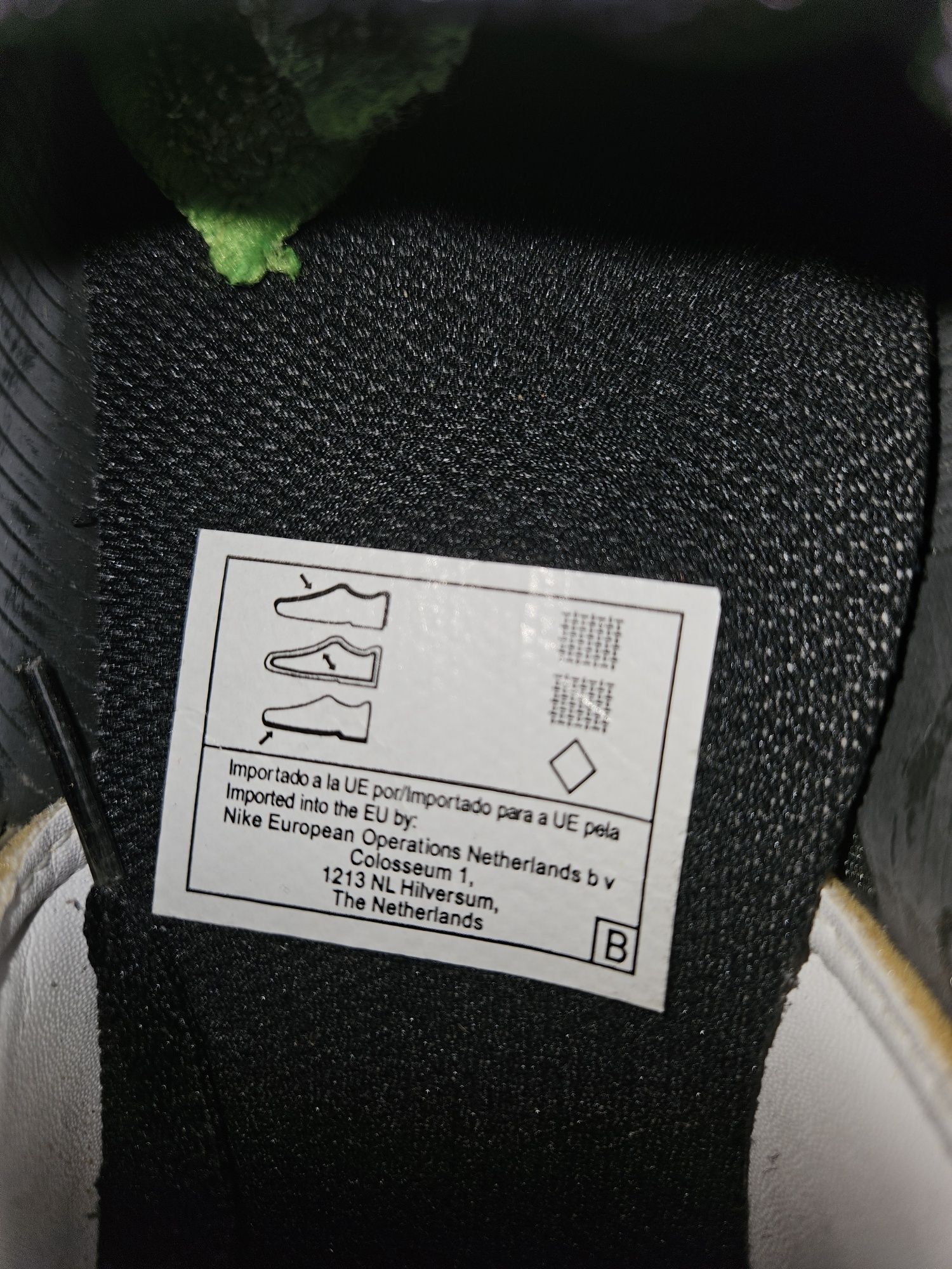 Nike cortez versão rara 40