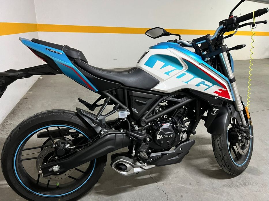 Motociclo Naked Voge 125r
