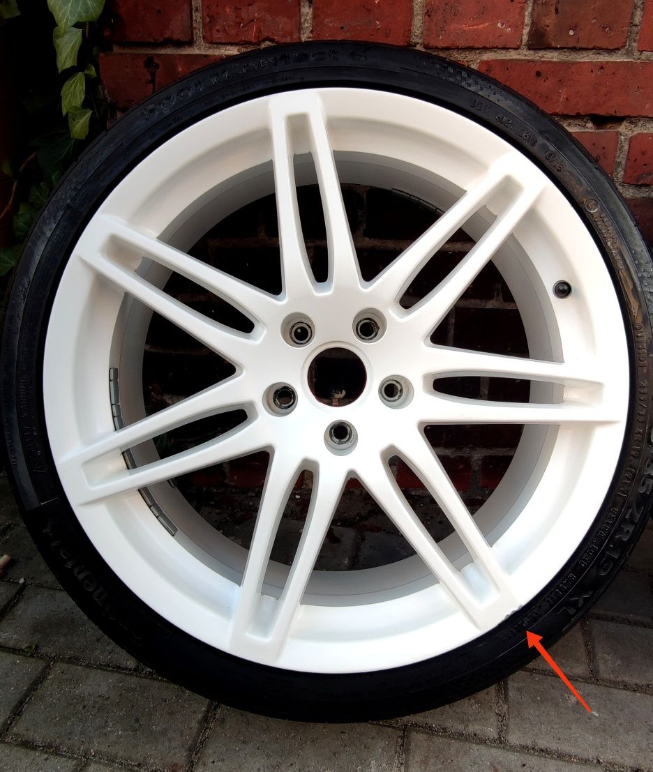 Koła Audi RS4 A4 5x112 ET35 19" 235/35/19 biały mat.  LATO