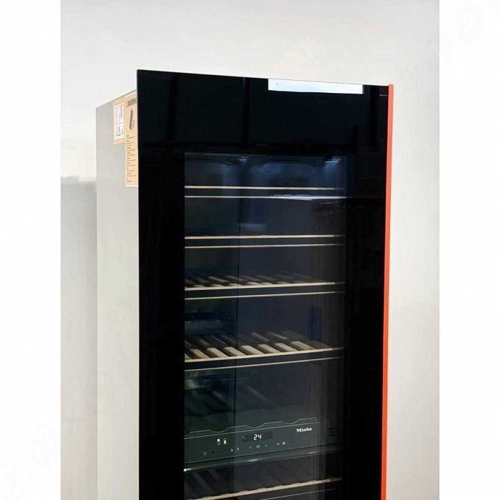 Miele KWT 6722 UG | Преміум винна шафа для справжніх гурманів