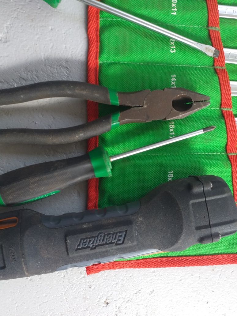 1 conjunto de Chaves de bocas marca toptul novo + 1 a