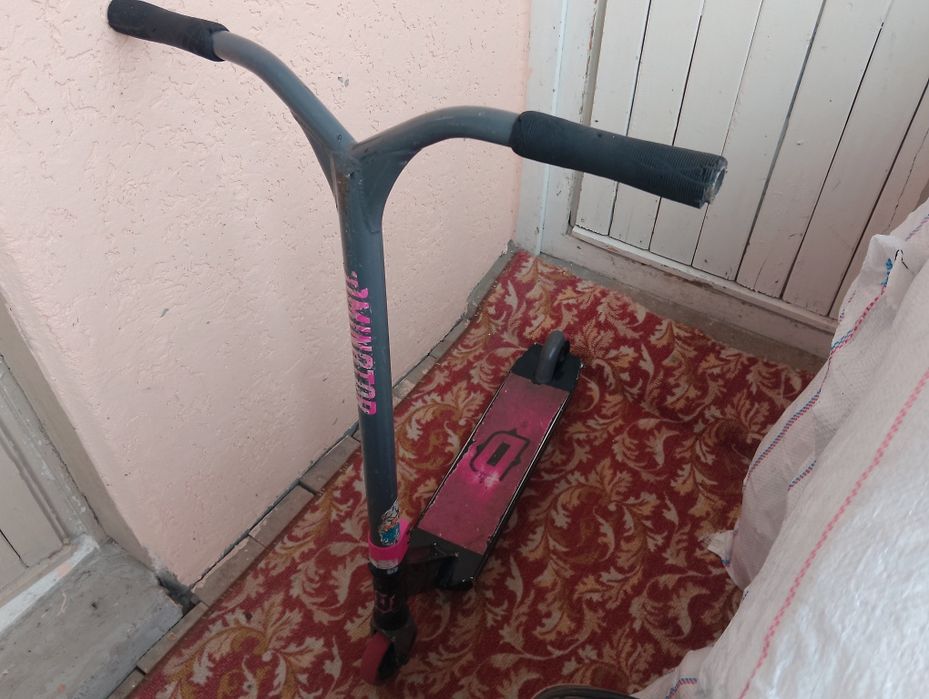 Трюуовий самокат  Dominator Airborne