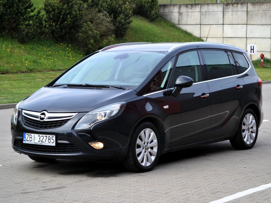 Opel Zafira 1,4TURBO GAZ LPG 140KM 7-OSOBOWA 2012r Bezwypadkowy Zarejestrowany ASO