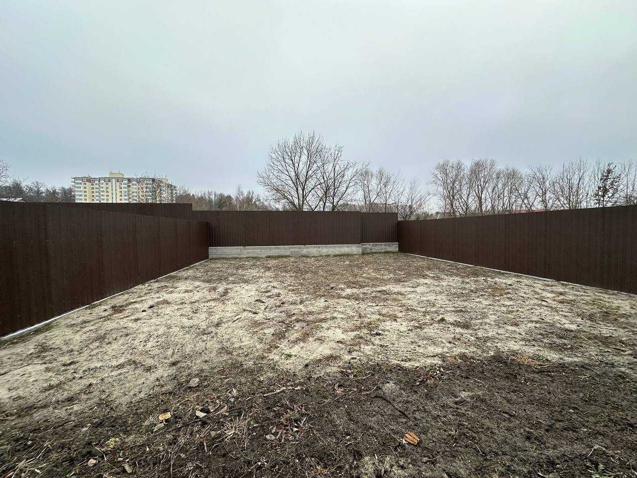 Одноповерховий таунхаус в Бучі. Велика земельна ділянка!