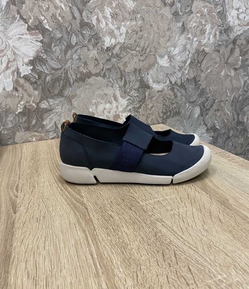 Clarks trigenic 39р. шкіряні (нубук) мокасини балетки туфлі