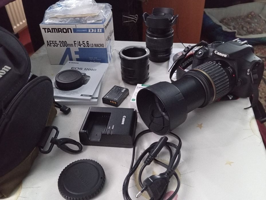 Lustrzanka Canon eos 1200d