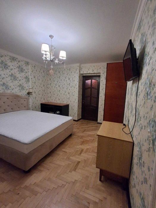 Виноградар, пр. Георгія Гонгадзе 7, простора 3к є газ! Ретровіль