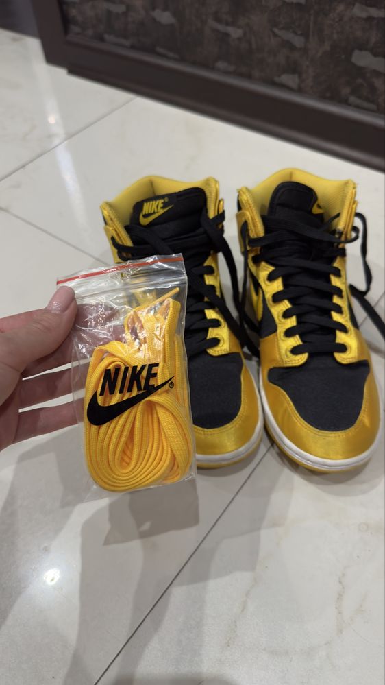 Жіночі кросівки Nike. Оригінал.
