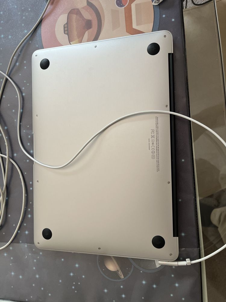 MacBook AIR 13 pol Modelo 2011