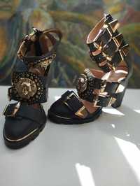 R.39 Nowe botki Jeffrey Campbell