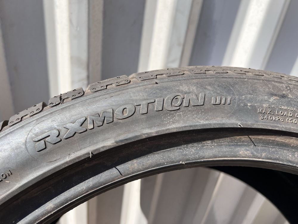 1 Opona letnia 255/35/18 RoadX RX Motion U11