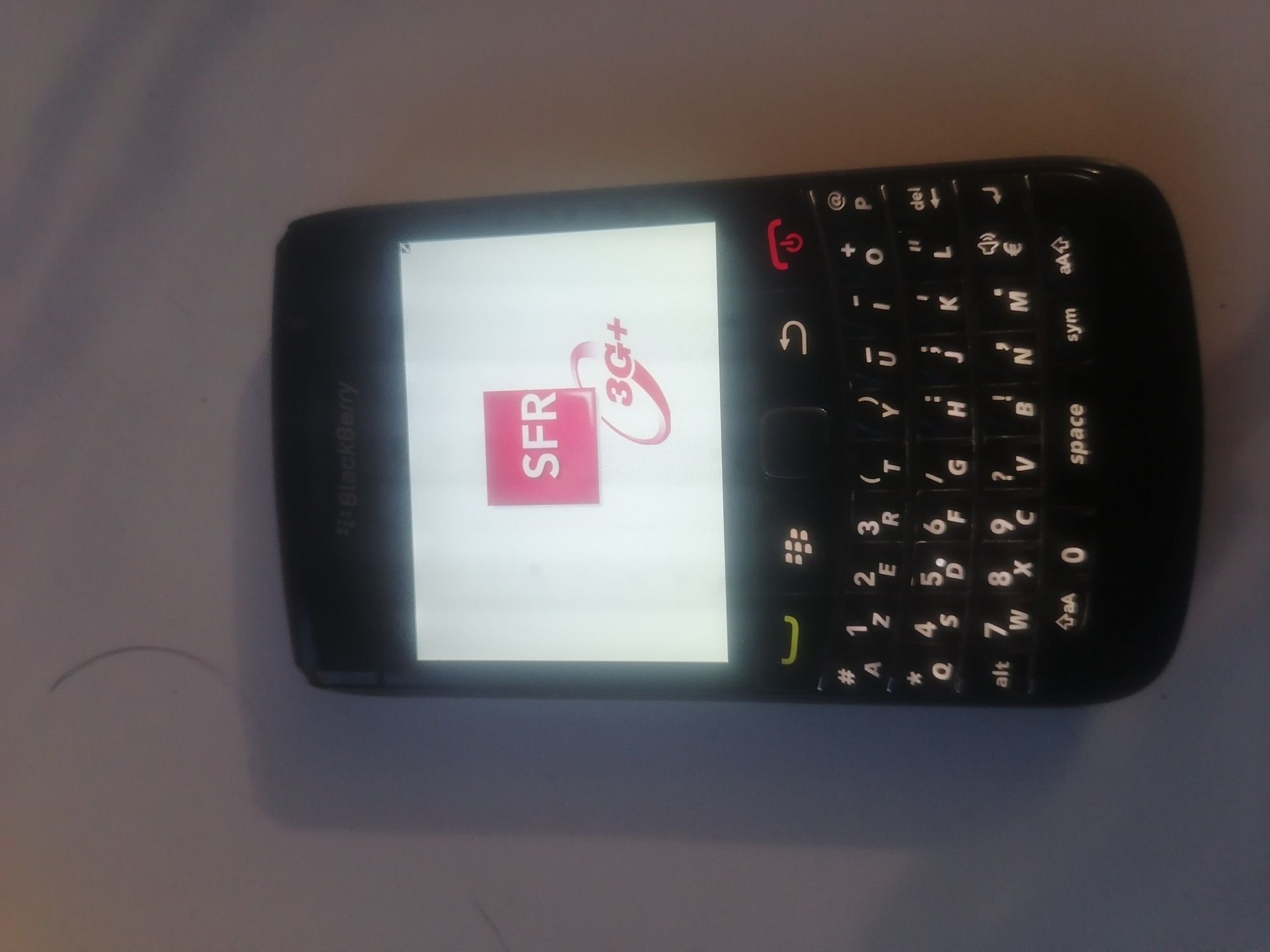 Blackberry 9700.