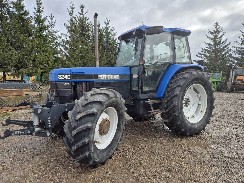 Ford New holland 8240. Pancerny ciągnik Brutto.  Okazja.