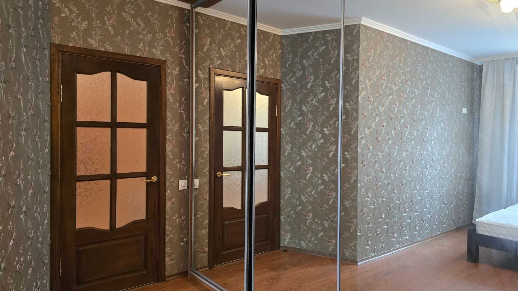 Продаж 2 кімнатної квартири в Центрі 9052