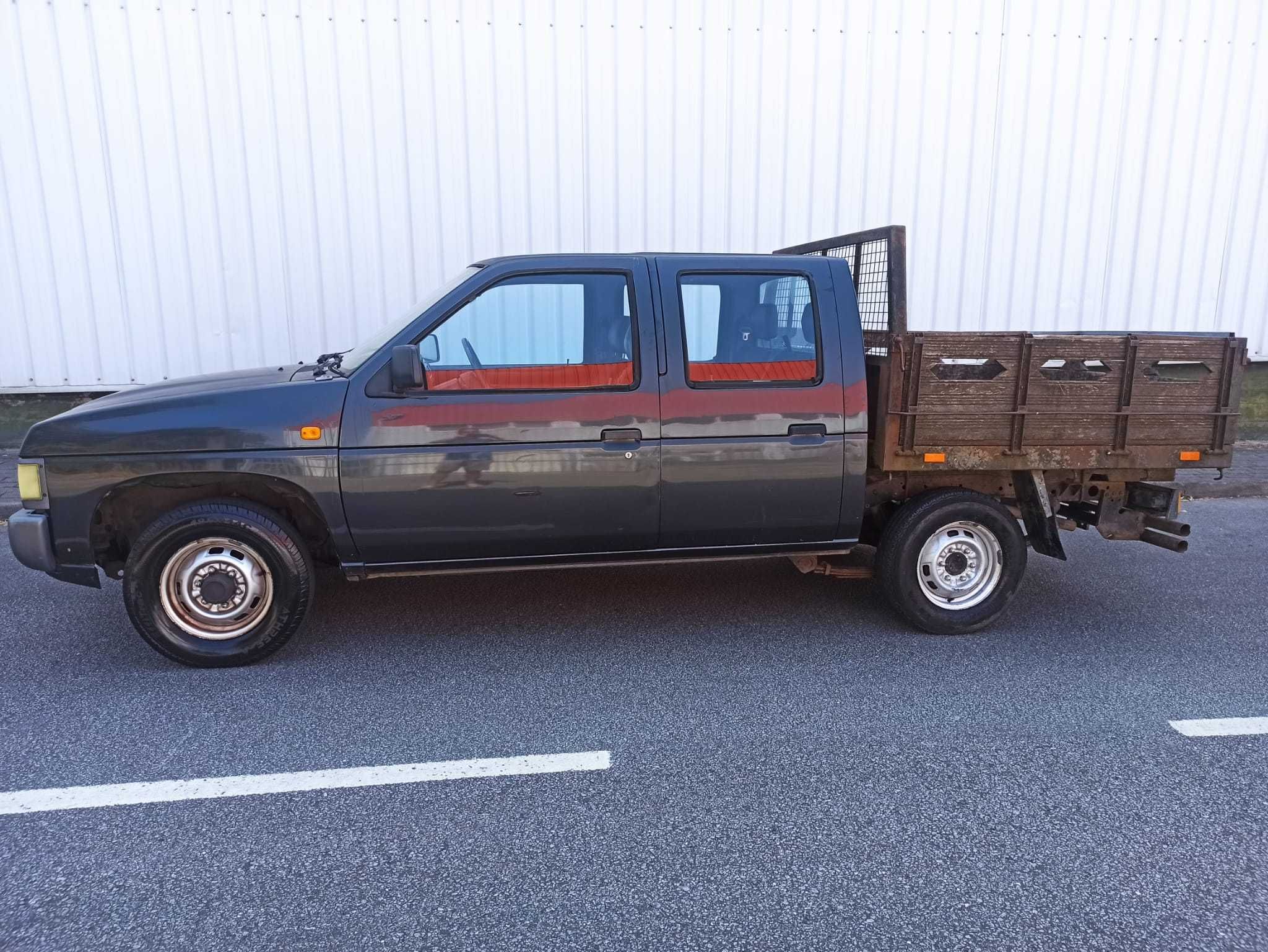 Nissan Pick Up D21 5 lugares