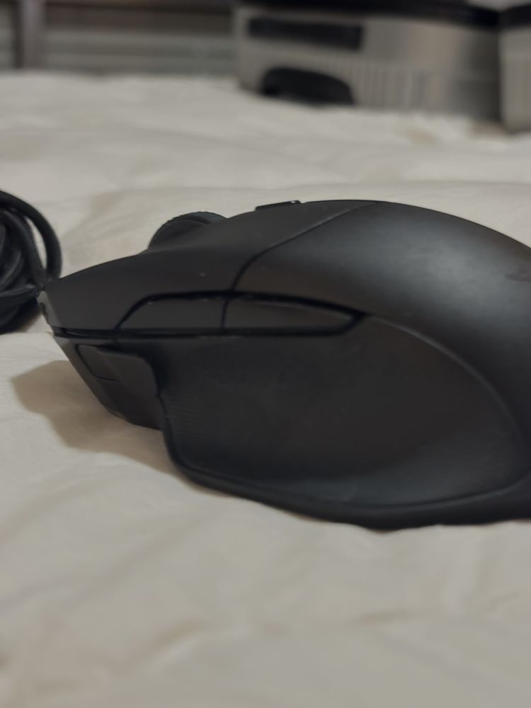 Rato Gaming Razer Basilisk Essential