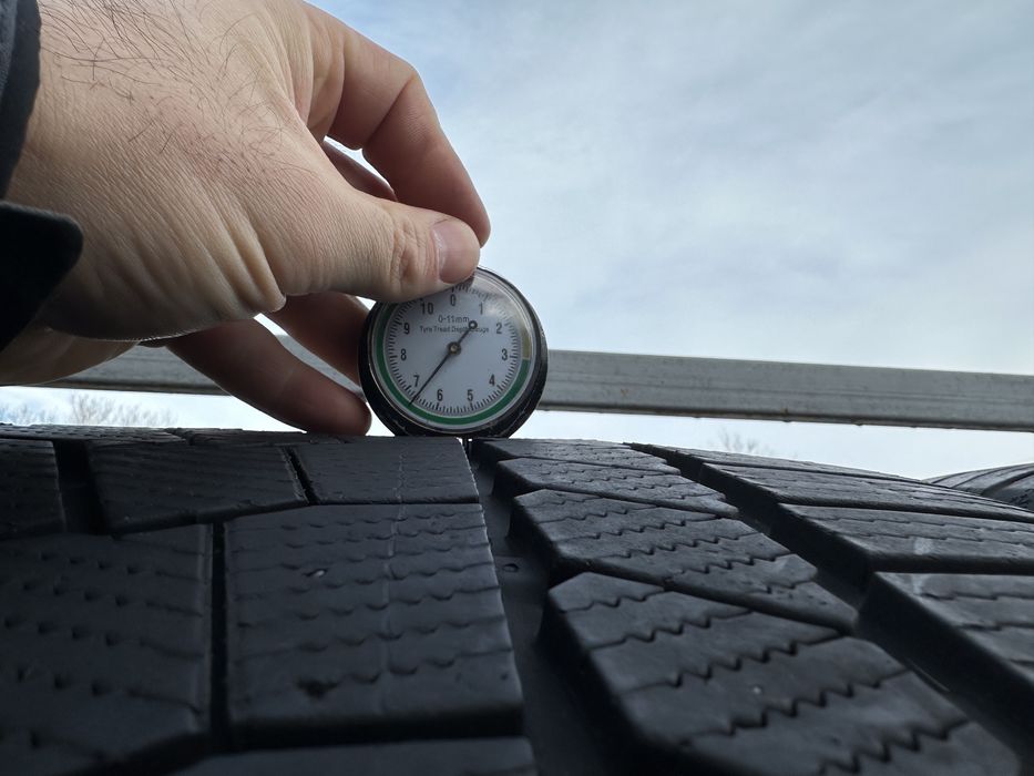 Шини б/у R21 275/40; 305/35/21 Continental