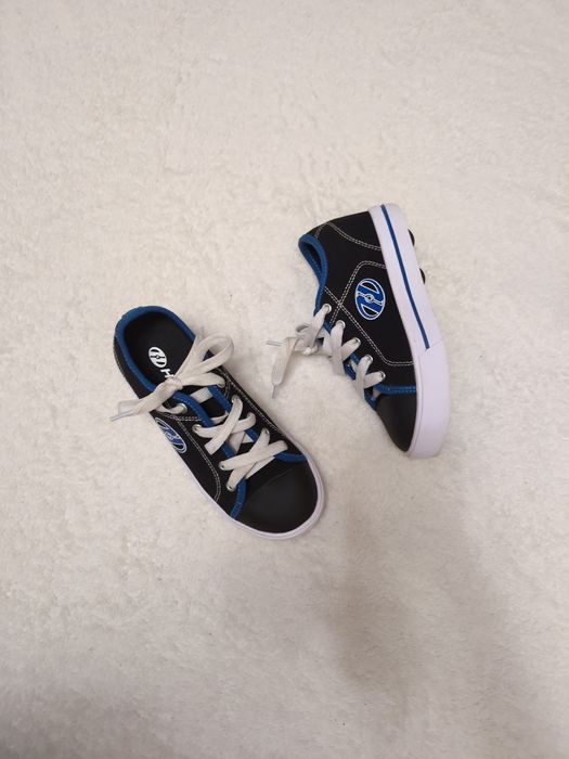 Роликові кросівки 33р. 21.см Kelly's нові
Є дві пари 34 та 33-го розмі