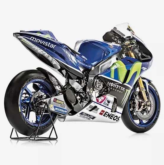 YAMAHA YZR-M1 Valentino Rossi Escala 1/4 POR MONTAR Altaya