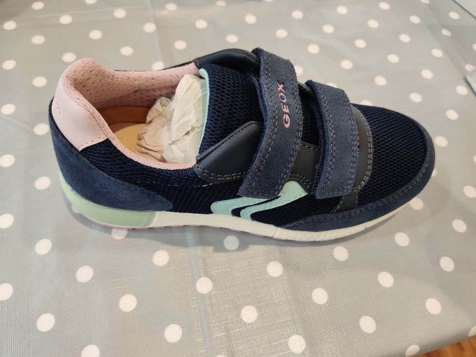 Sapatilhas Geox Novas 32