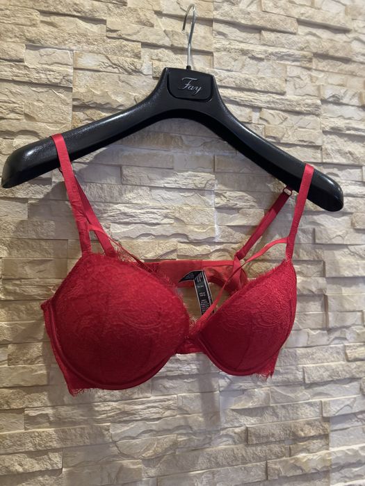 Vicroria secret la perla бюстгалтер