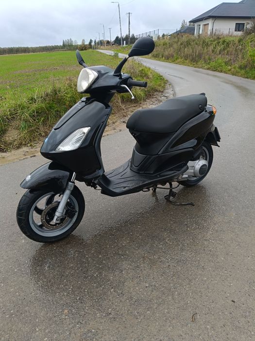 Skuter Piaggio fly 125cm 4t 2008r. zadbany sprawny yamaha honda suzuki