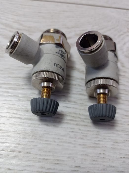 Універсальні дроселя CAMOZZI