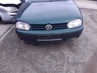 VW Golf IV 4 - lampa przód