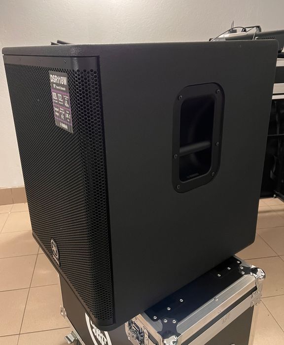 Yamaha dsr118w sub aktywny
