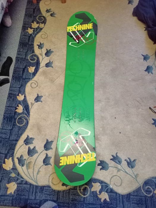 Сноуборд , ботинки, крипеж и ещё