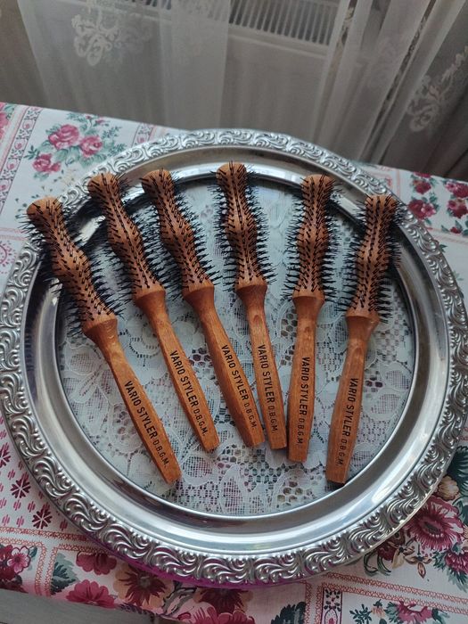 Дерев'яні щітки для волосся
