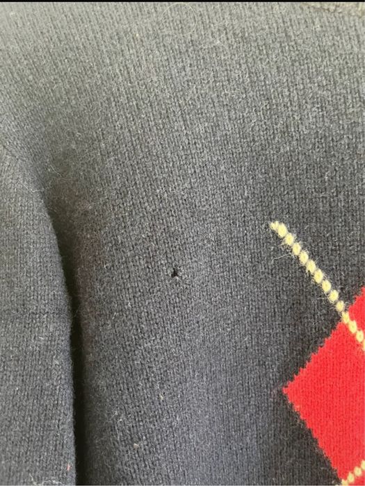 Camisola marca GUess