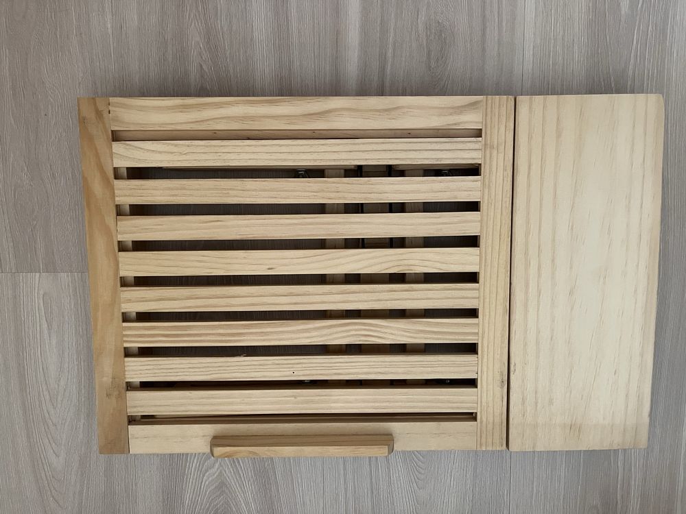 Podstawka drewniana pod laptopa