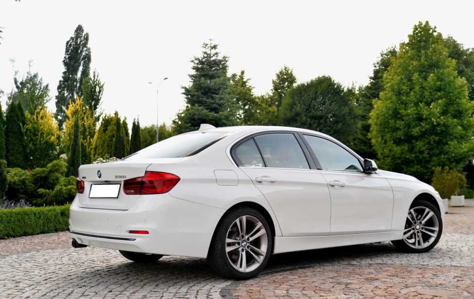 BMW 330i xDrive 2017