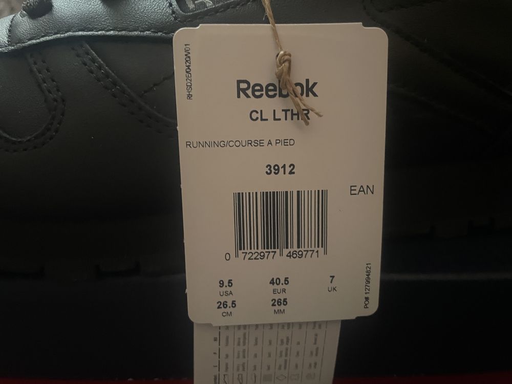 Кросівки Reebok cl lthr жіночі