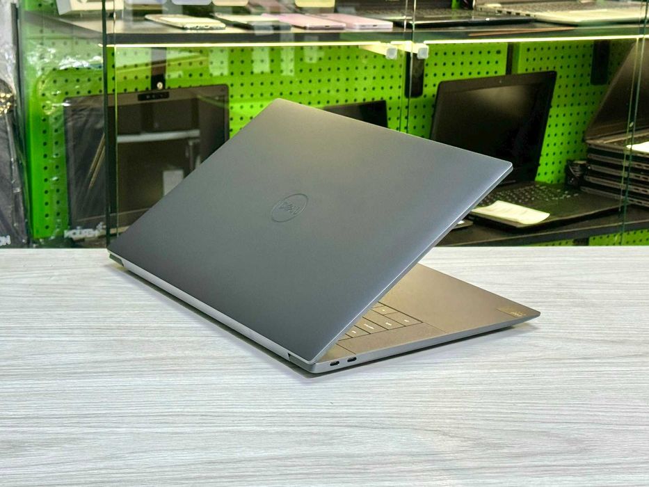 НОВИЙ! Преміальний Dell XPS 9640 | 64gb DDR5 | RTX 4070 | 16" OLED 4K
