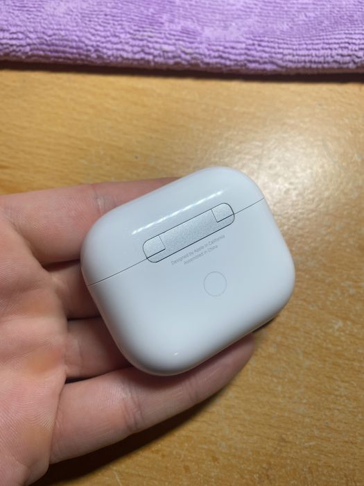 Etyi ladujace Airpods 3 Stan idealny