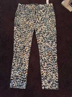 calças zara padrão tons azul tamanho xs