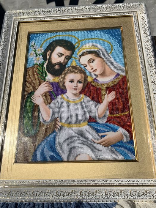 Ікони вишиті бісером