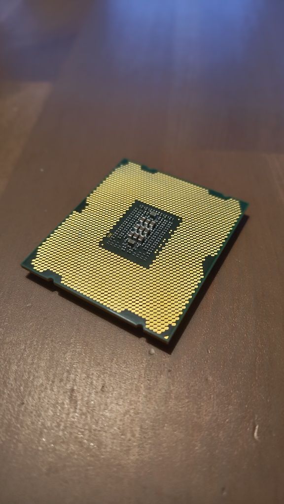Procesor Intel Xeon E5-2665
