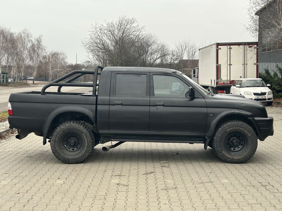 Продам Mitsubishi L 200 4x4