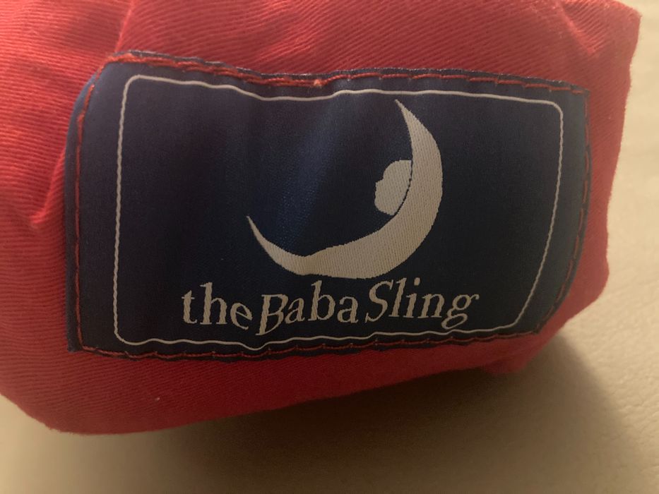 the baba sling nosidełko bardzo wygodne oraz zapewnia bliskość maleńst