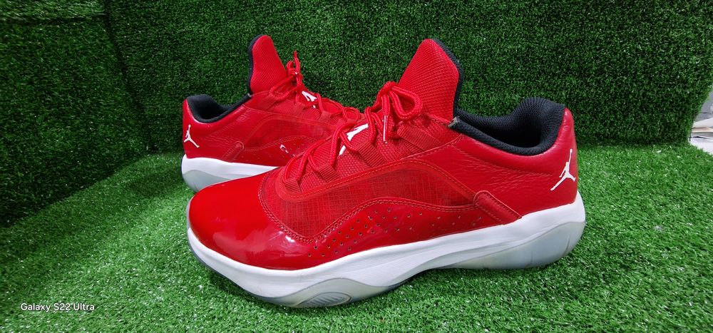 Air Jordan 11 CMFT розмір 46