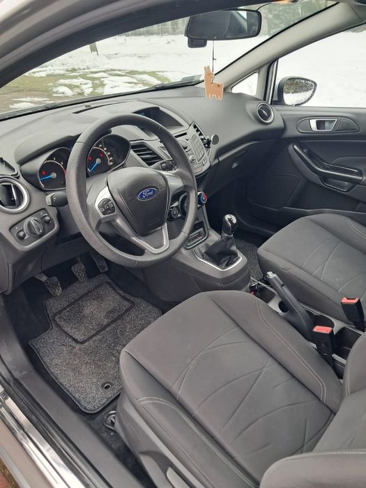 Ford Fiesta MK7 2013 rok
