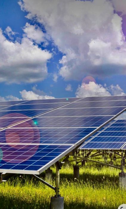 Монтаж, встановлення сонячних (установка солнечных) панелей. Інвертори