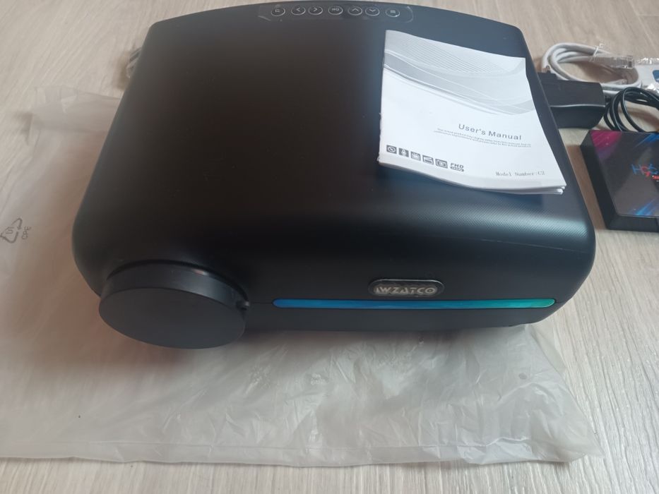Проектор Wzatco + смарт приставка