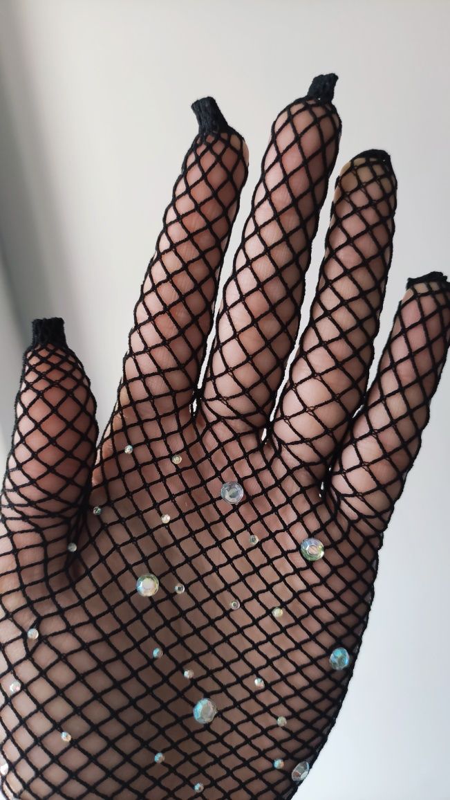 Rękawiczki kabaretki czarne z kryształkami na studniówkę na bal